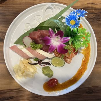 Fuyu Sushi - Sashimi Lunch Special - Sushi Bars Near Me - Aurora, Colorado Fuyu Sushi - Sashimi Lunch Special - Sushi Bars Near Me - Aurora, Colorado