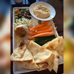 Sticks - Hummus plate