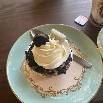 Sweet Deelights - Chocolate Oreo - Cupcakes Near Me Sweet Deelights - Chocolate Oreo - Cupcakes Near Me