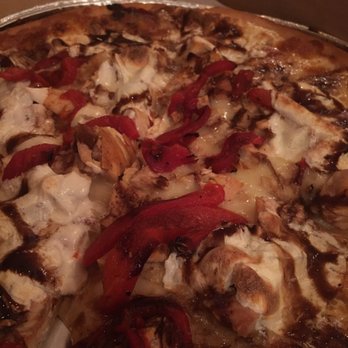 Mimmo's - Giordana pizza: balsamic, mozzarella, roasted peppers, grilled chicken - yum! - Pizza Near Me - Lacey Township, New Jersey