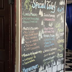 Tortuga's Restaurant & Bar