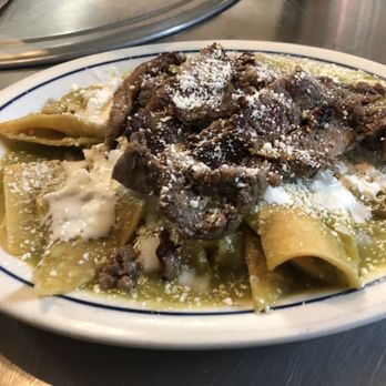 Bella's Corner - Chilaquiles con bistec - Grocery Near Me - Corona, New York