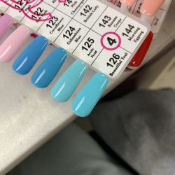 Da Vi Nails - I used 126