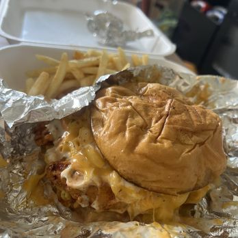 Bun Bun Chicken - Monster Bun - Desserts Near Me - Las Vegas, Nevada