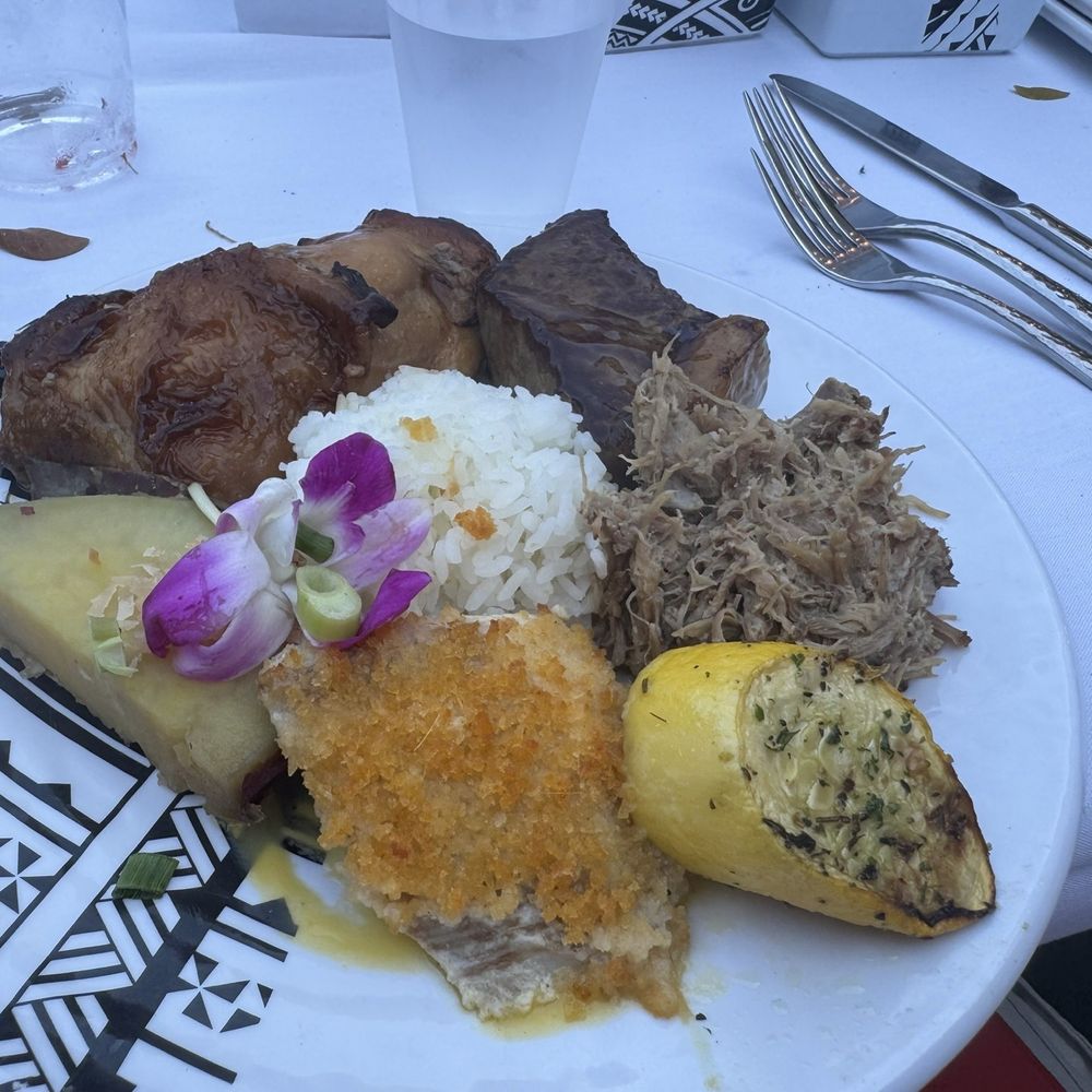 Hale Koa Luau - Performing Arts Near Me - Honolulu, Hawaii