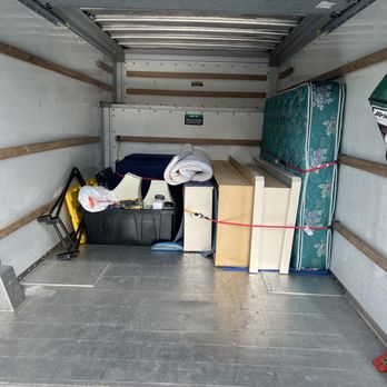 Warren Moving Services - One bedroom furniture small move - Movers Near Me Warren Moving Services - One bedroom furniture small move - Movers Near Me