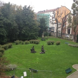 Biblioteca Sormani - Penso sia il giardino della biblioteca