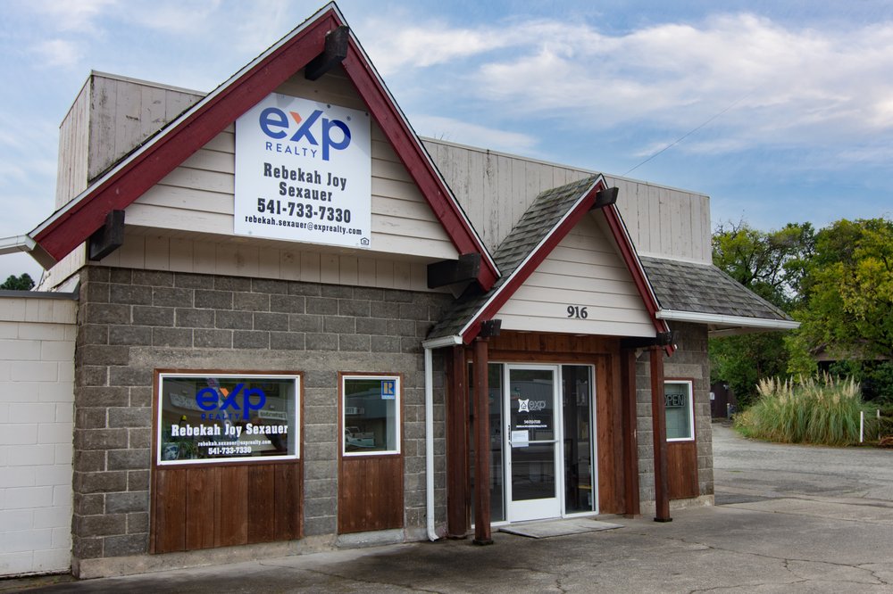 REBEKAH JOY SEXAUER EXP REALTY Updated October 2024 916 N Old