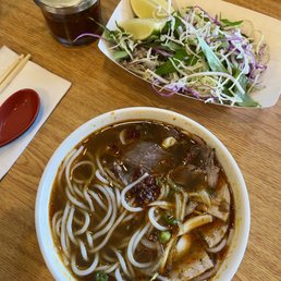 Small Bun bo Hue (pork hock excluded) Small Bun bo Hue (pork hock excluded)