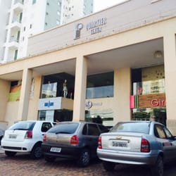 Pizza Z - Apesar da ausência de placa e sinalização, a pizza Z fica dentro do Quartier Center, em frente ao pão de açucar