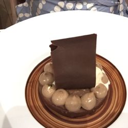 Le Chat Botté - The chocolate, All of  the chocolate, too much chocolate.