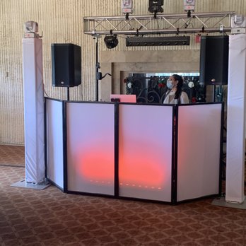 Dj Wreck-it - Wedding Reception in Palms Springs. - DJs Near Me Dj Wreck-it - Wedding Reception in Palms Springs. - DJs Near Me
