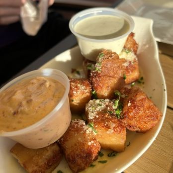 JJ’s Tavern + Grill - Cheese curds - American Near Me - Ankeny, Iowa