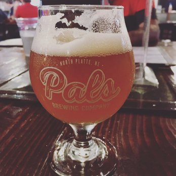 Pals Brewing - Delicious Pals IPA - Pizza Near Me - North Platte, Nebraska