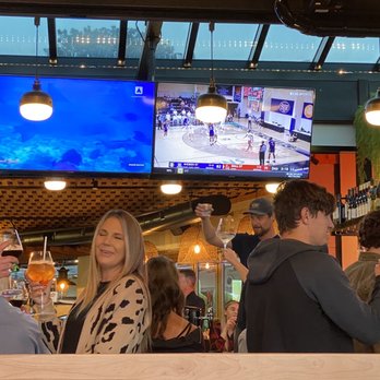 Monarch Ocean Pub - Sunset toast - Gastropubs Near Me - Del Mar, California