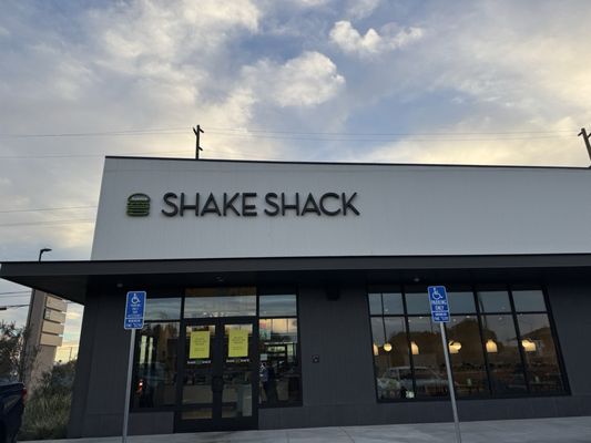 Shake Shack Torrance by null