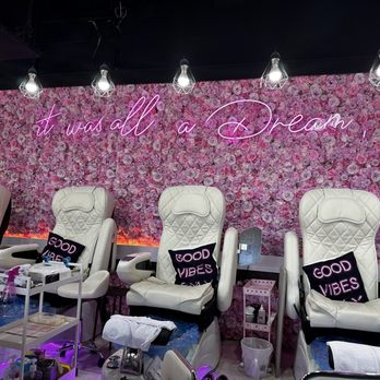 Skinny Dip Nails - Nail Salons Near Me - North Miami Beach, Florida Skinny Dip Nails - Nail Salons Near Me - North Miami Beach, Florida