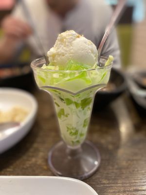 Max's Restaurant, Cuisine of the Philippines by null