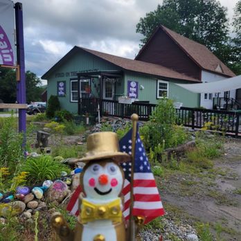 Fired on the Mountain Cafe - Coffee & Tea Near Me - Lincoln, New Hampshire