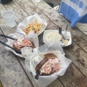 DJ's Clam Shack - Overstuffed lobster roll - Seafood Near Me - Key West, Florida