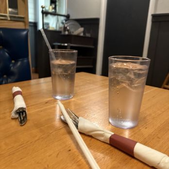 Franco Gianni's Restaurant & Pizza - Water - Pizza Near Me - Trumbull, Connecticut Franco Gianni's Restaurant & Pizza - Water - Pizza Near Me - Trumbull, Connecticut