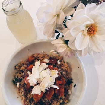 Tamper! Espresso Bar - Ce midi : salade de butternut caramélisé, quinoa et chèvre - Coffee & Tea Near Me - Lille, 59 Tamper! Espresso Bar - Ce midi : salade de butternut caramélisé, quinoa et chèvre - Coffee & Tea Near Me - Lille, 59