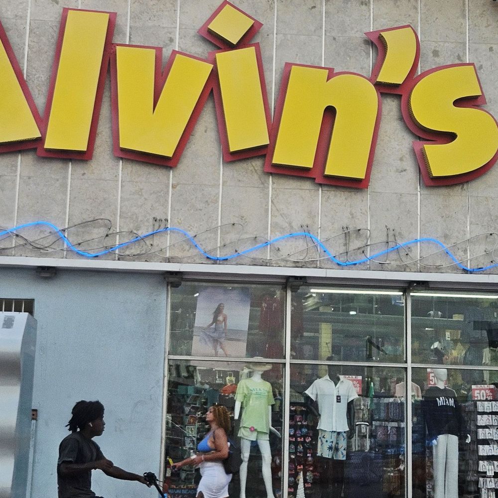 Alvin's Island #18 - Souvenir Shops Near Me - Miami Beach, Florida Alvin's Island #18 - Souvenir Shops Near Me - Miami Beach, Florida
