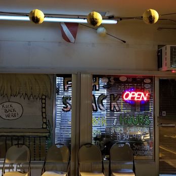 Fish Shack - Outside - Seafood Near Me - Lighthouse Point, Florida