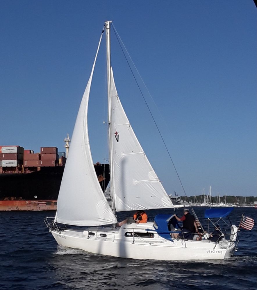 Charleston Sail  Harbor Tours Logo