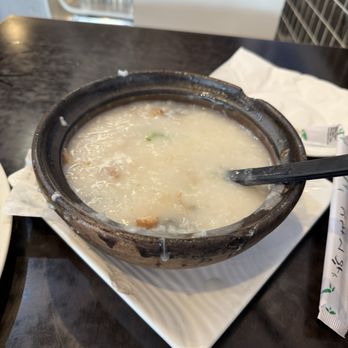 Hing Lung - Pork and preserved egg congee - Chinese Near Me - San Bruno, California Hing Lung - Pork and preserved egg congee - Chinese Near Me - San Bruno, California