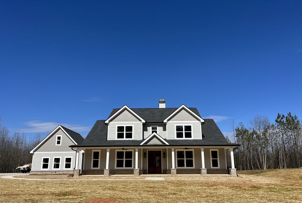 Slide of Pinewood Construction Group