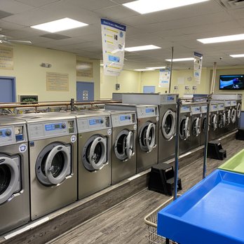 Naples Super Laundromat - Super Laundry - Laundromat Near Me - Naples, Florida Naples Super Laundromat - Super Laundry - Laundromat Near Me - Naples, Florida
