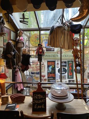 Poechenellekelder by null