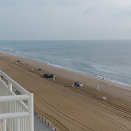 Love how calm the ocean looks. Love how calm the ocean looks.