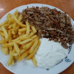 Tsolias Imbiss - Gyros fries and tsaziki kinder portion euro 6.20