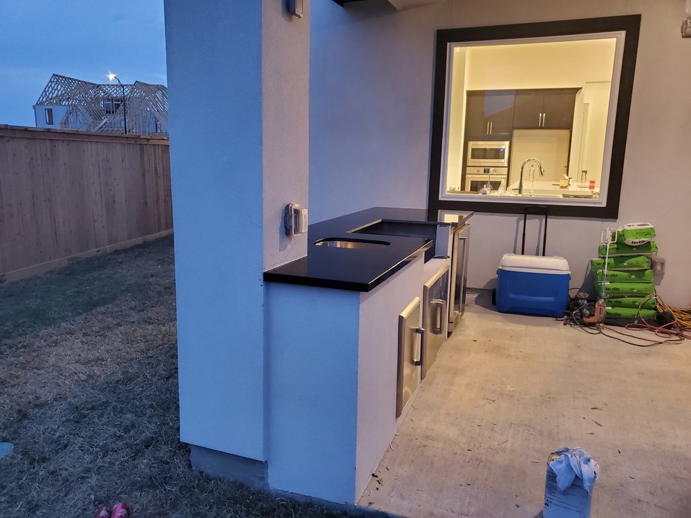 Slide of Mayra's Contracting Services