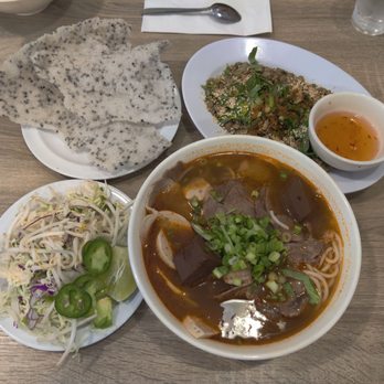Hue Restaurant - *Bún Bò Huế and *Hến Xúc Bánh Tráng - Vietnamese Near Me - San Jose, California Hue Restaurant - *Bún Bò Huế and *Hến Xúc Bánh Tráng - Vietnamese Near Me - San Jose, California