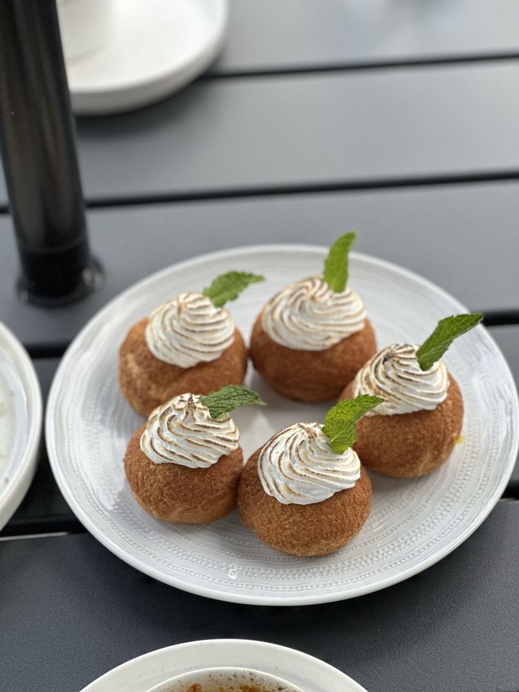 Silas Creative Kitchen