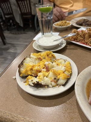 U & I Steak and Seafood Restaurant by null