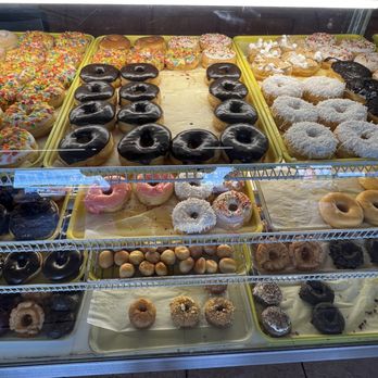 Sip & Dip - Donut display - Donuts Near Me - Saint Cloud, Florida