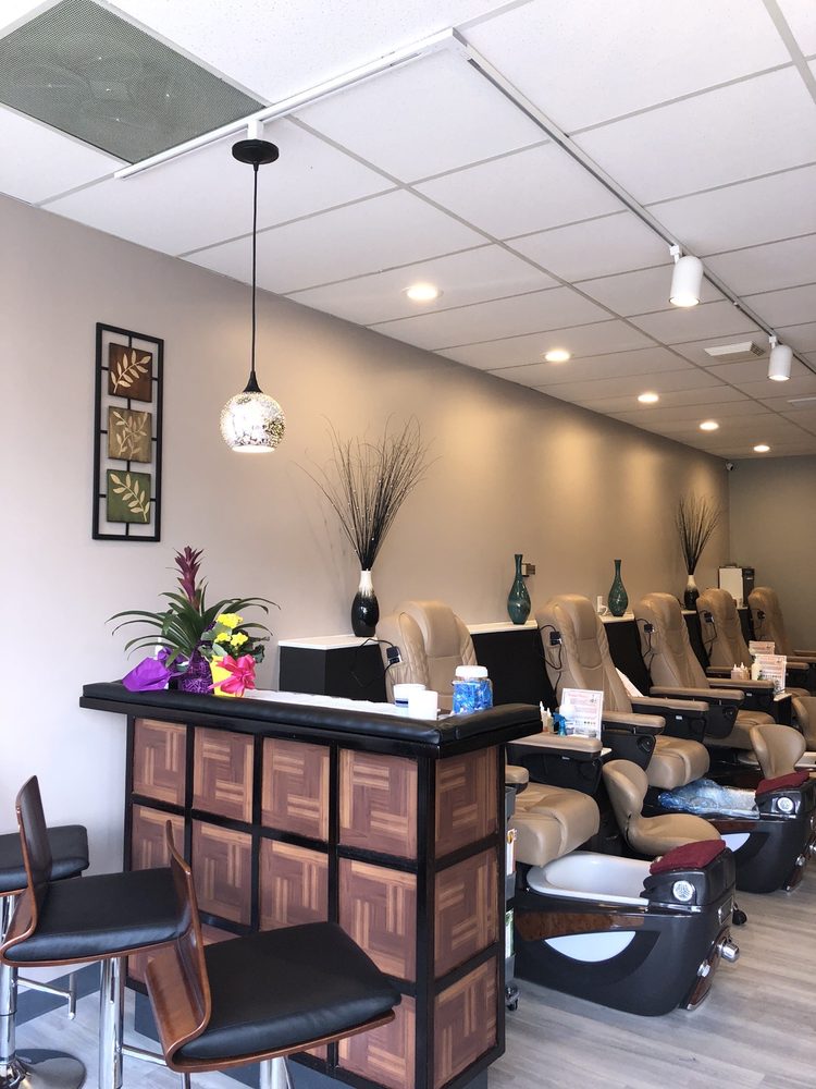 ANGEL NAILS & SPA 72 Photos 1825 N Eastman Rd, Kingsport, Tennessee
