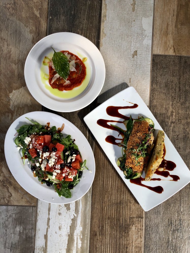 Bake's Place Bar & Bistro