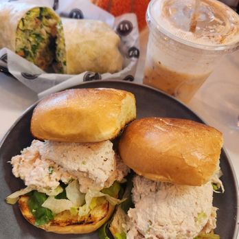 VI Coffee Bar - Coffee & Tea Near Me - Boca Raton, Florida