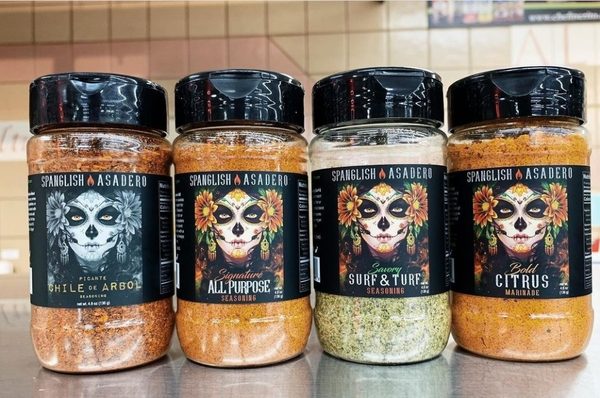 Howie's Market by null