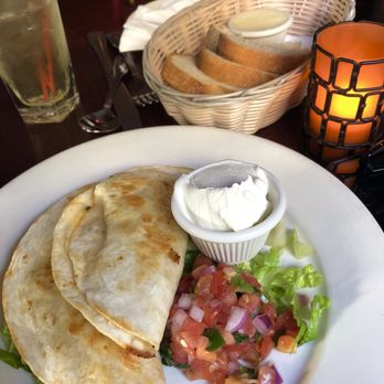 Fred's Restaurant - very good chicken quesadilla $6 @ Happy Hour - Breakfast & Brunch Near Me - New York, New York Fred's Restaurant - very good chicken quesadilla $6 @ Happy Hour - Breakfast & Brunch Near Me - New York, New York