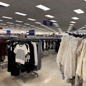 Marshalls - Department Stores Near Me - Riverside, California Marshalls - Department Stores Near Me - Riverside, California