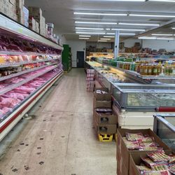 Asia Supermarket - Those floors