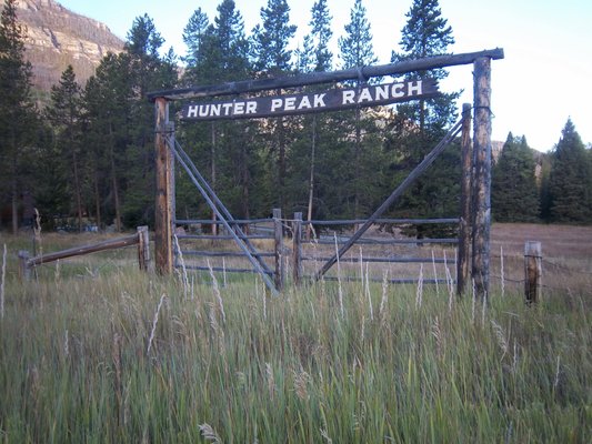 Hunter Peak Ranch by null