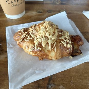 Cafe Trois - Croissant - Coffee & Tea Near Me - Northvale, New Jersey