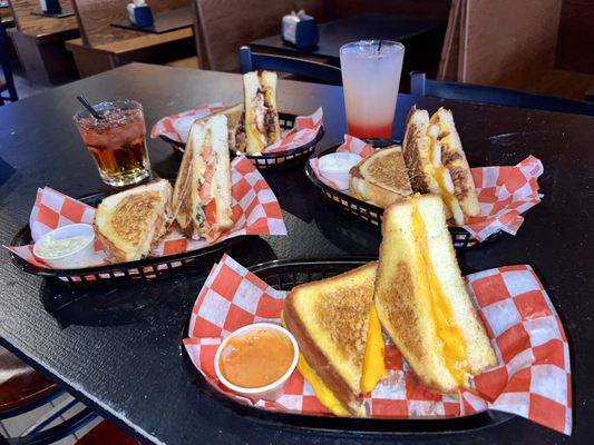 Cheesie's Pub & Grub - Garfield Ridge by null